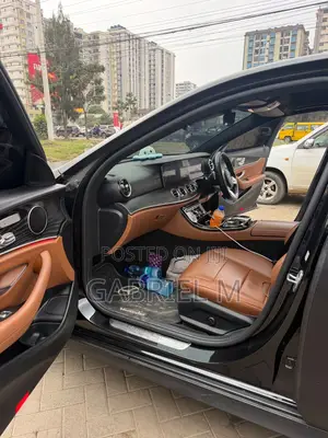 Mercedes-Benz E200 2018 Black