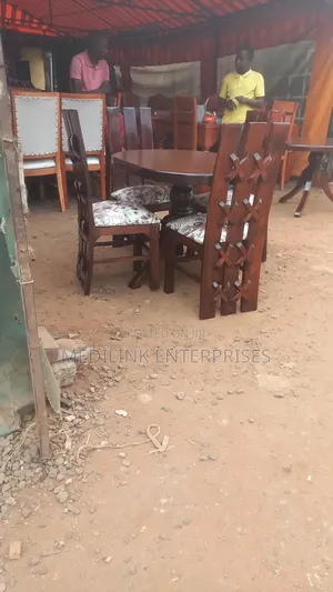 4 Seater Oval Domestic Dinning Table Set