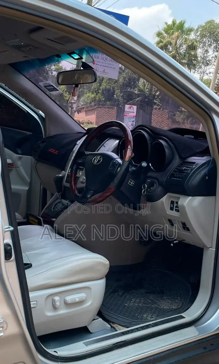 Toyota Harrier 2008 Silver
