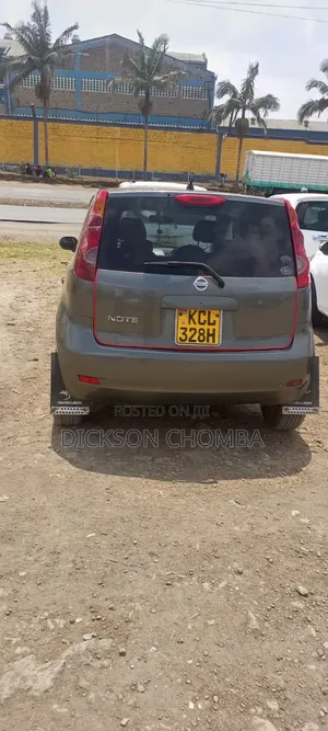 Nissan Note 2010 Gray