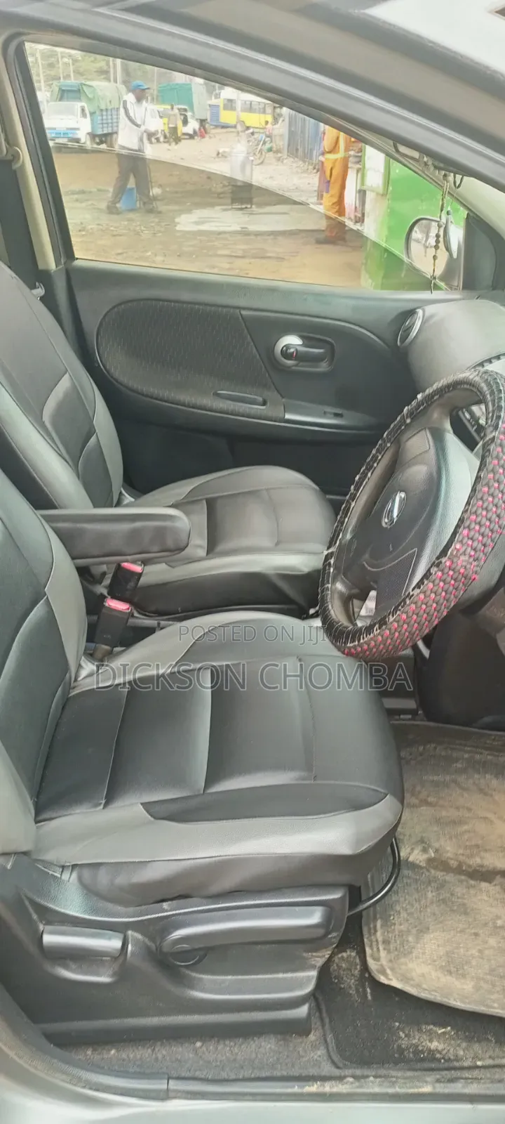 Nissan Note 2010 Gray