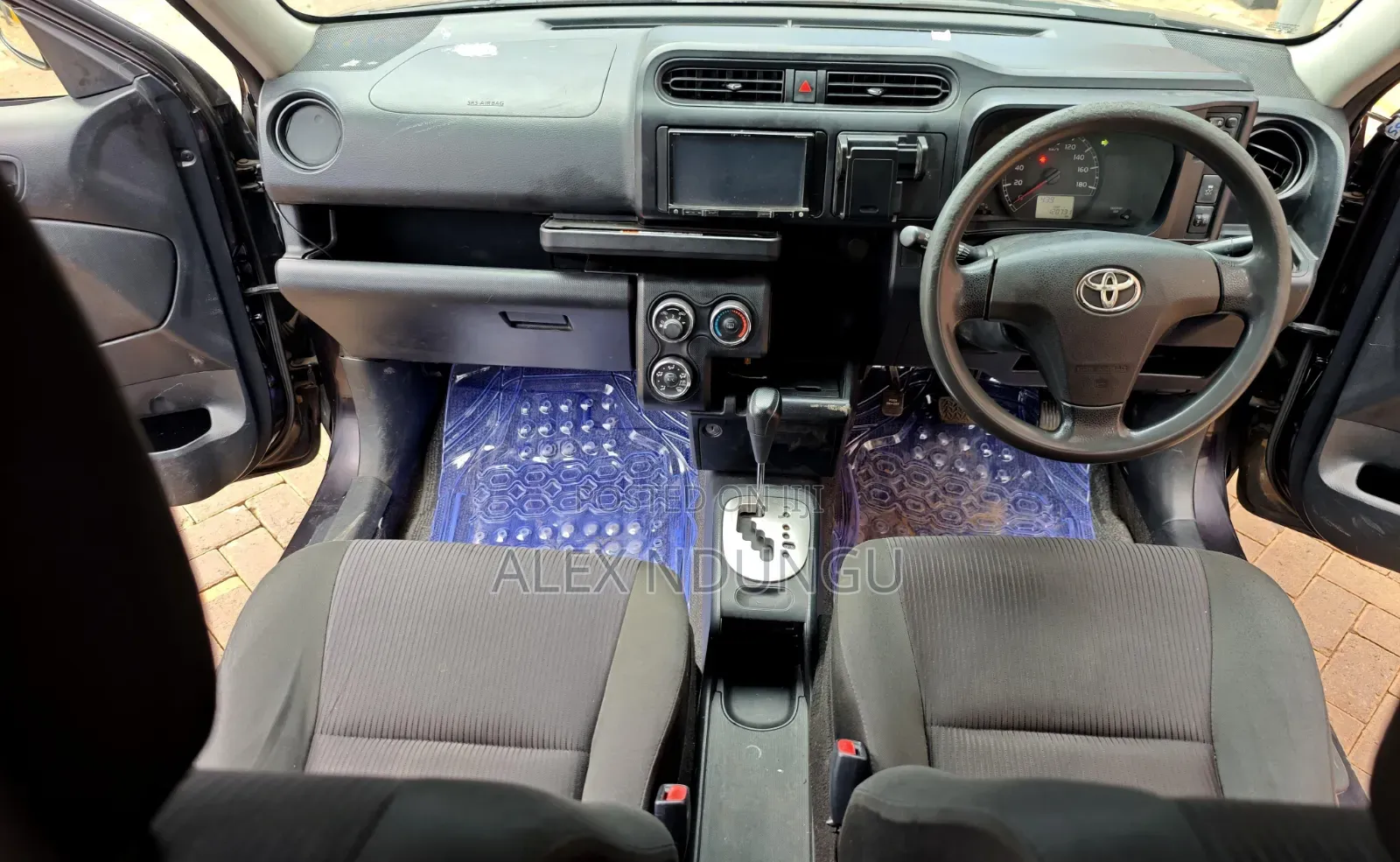 Toyota Probox 2015
