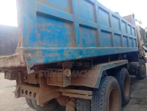 Isuzu Giga Tipper