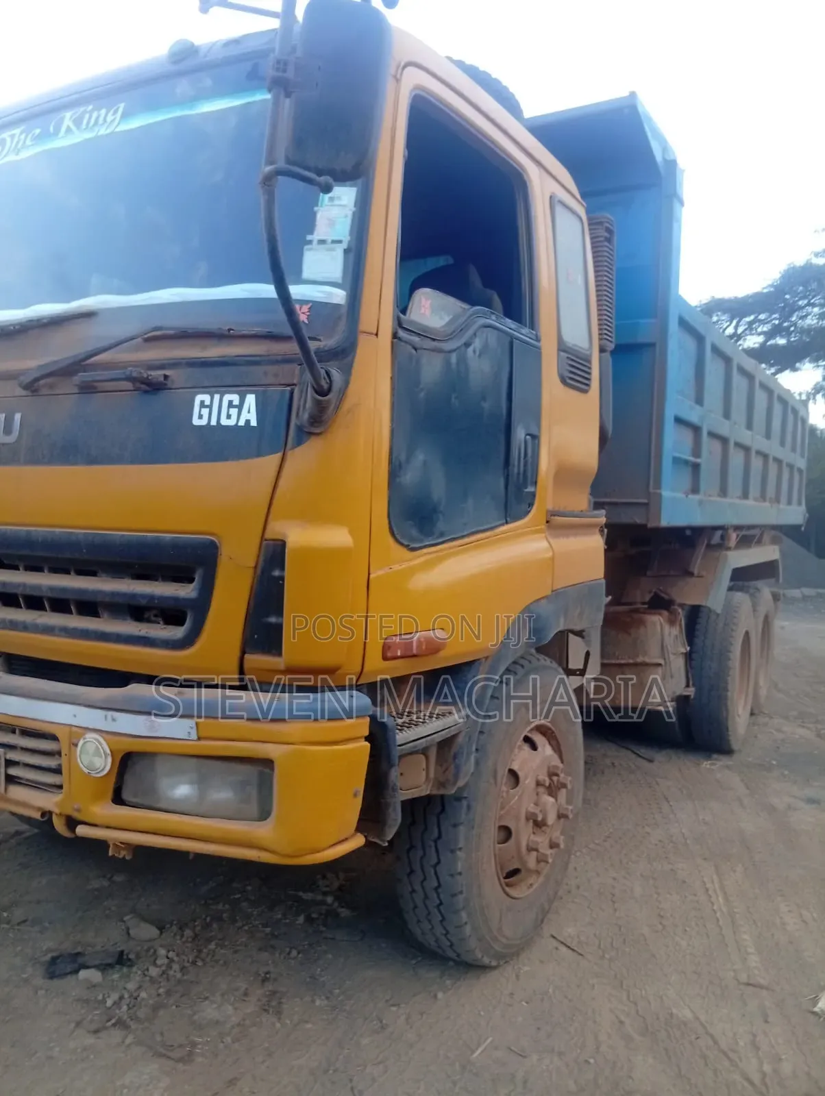 Isuzu Giga Tipper