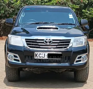 Toyota Hilux 2012 Black