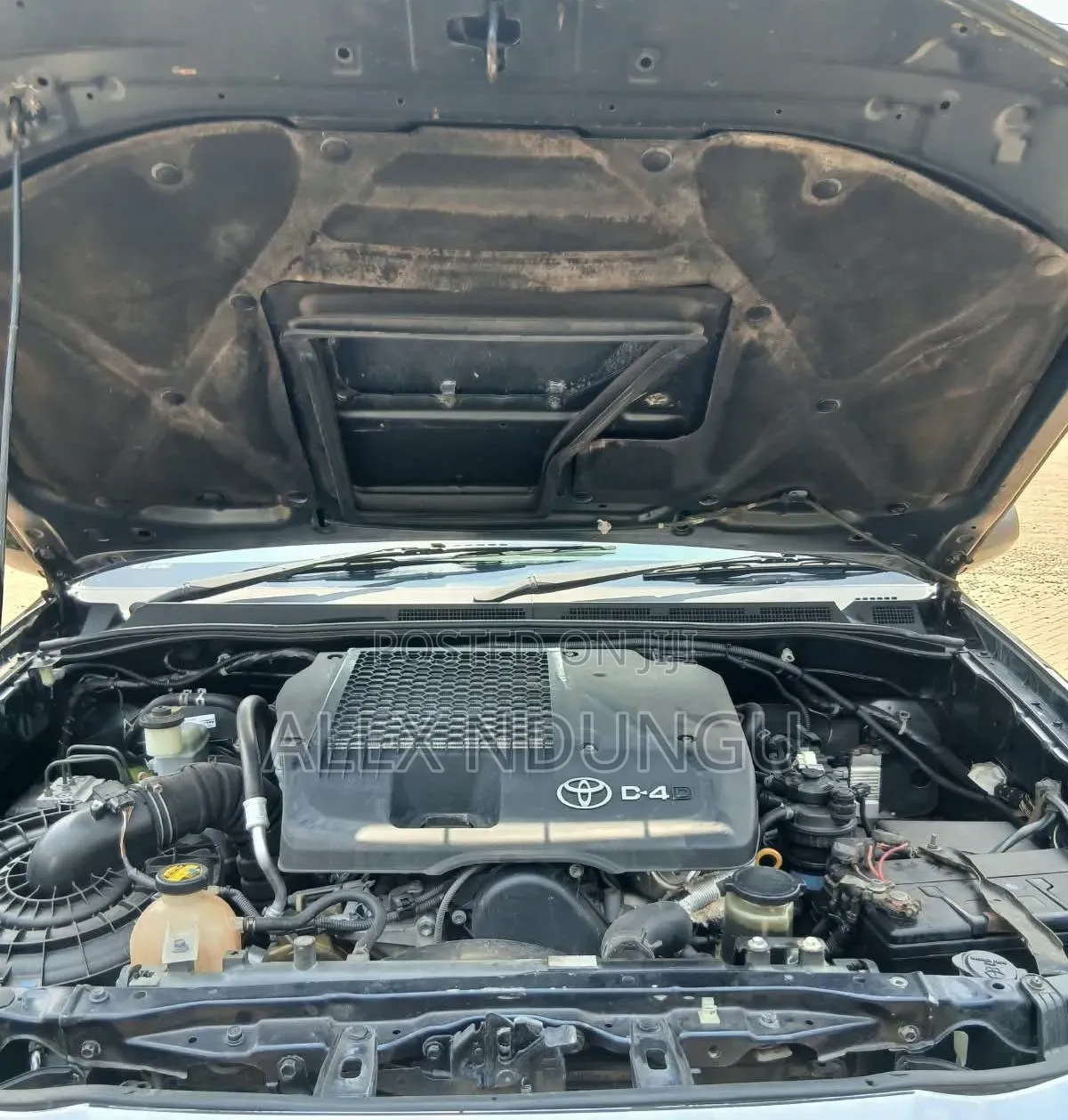 Toyota Hilux 2012 Black