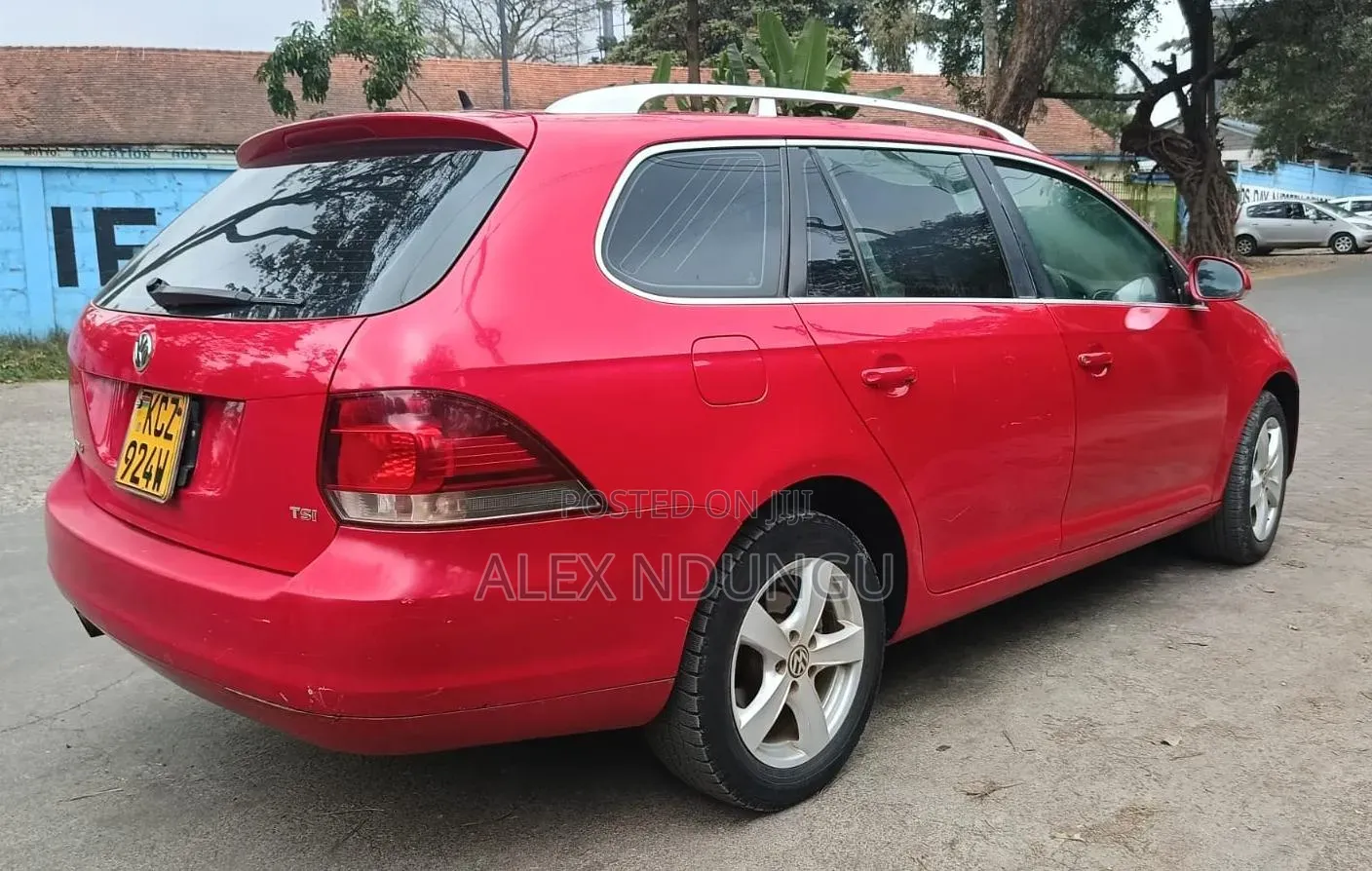Volkswagen Golf 2013 Red