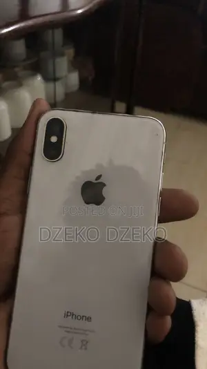Apple iPhone X 64 GB White