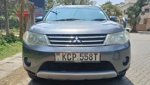 Mitsubishi Outlander 2011