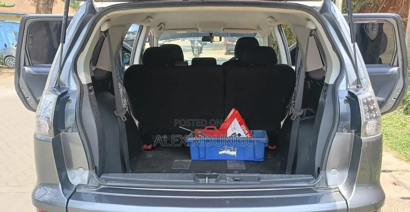 Mitsubishi Outlander 2011