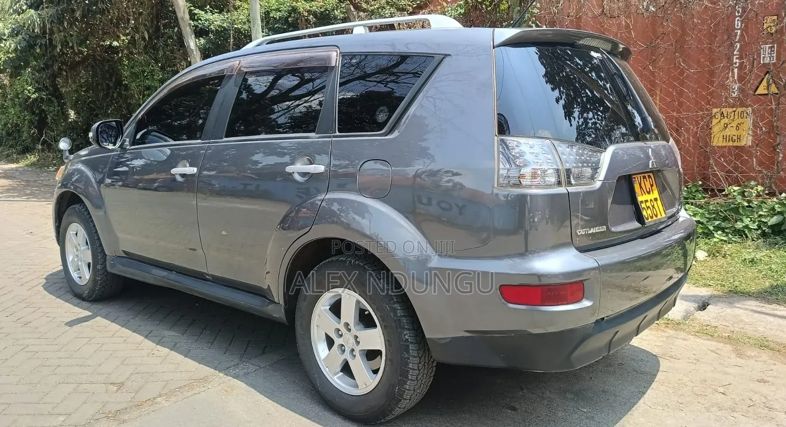 Mitsubishi Outlander 2011