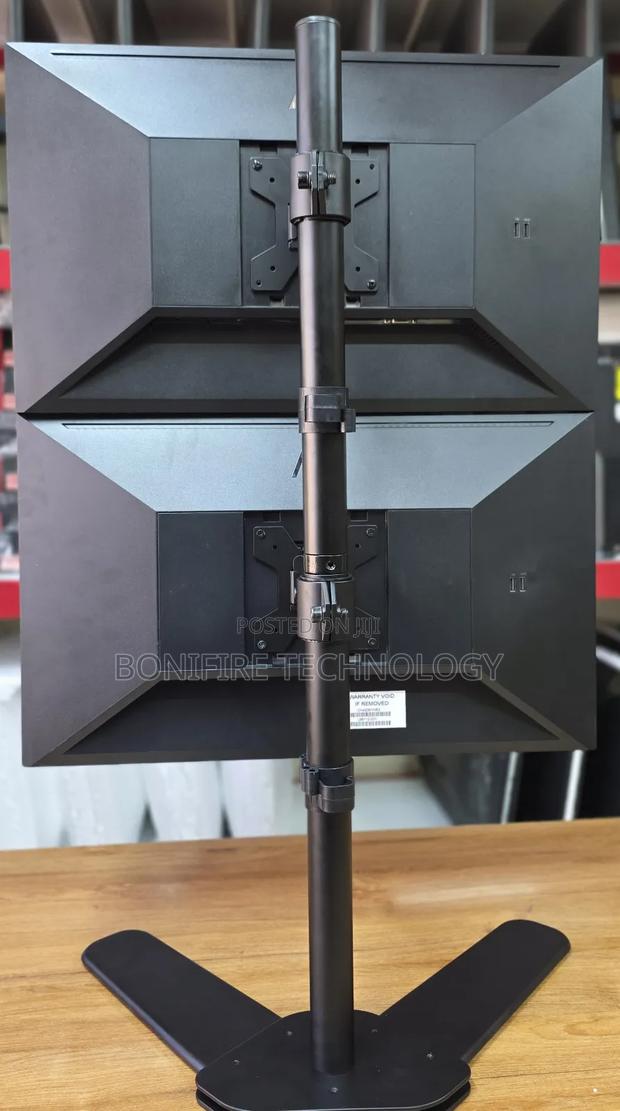 Vertical Dual Monitor Mount
Supports 24/27 Inch
