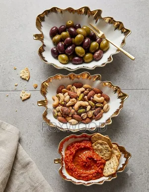 *3pc Gold Detail Leaf Bowls*