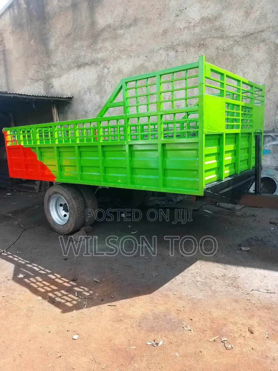 New 7 Tonnes Trailer Green