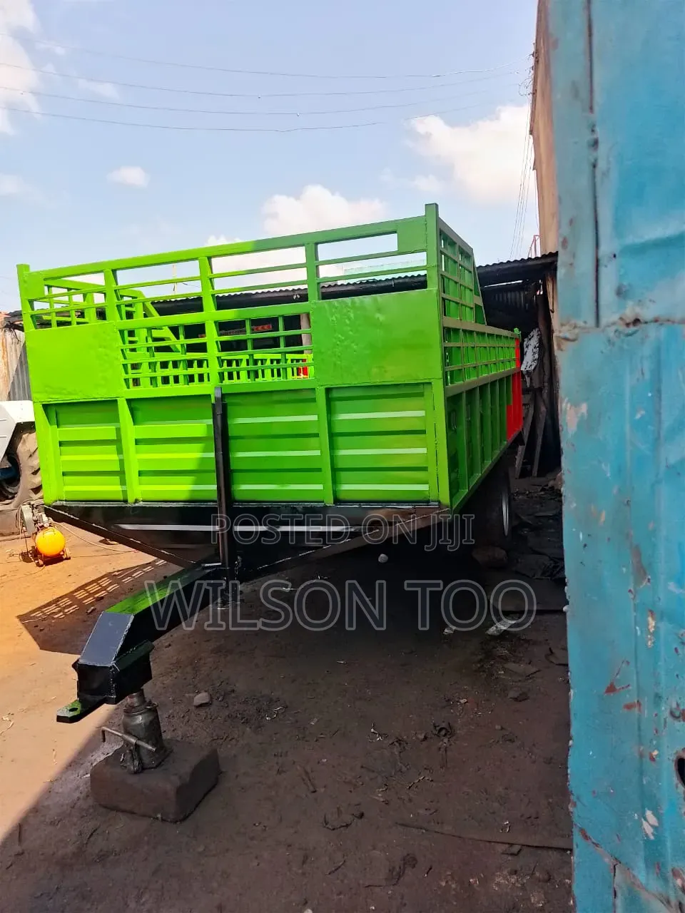 New 7 Tonnes Trailer Green