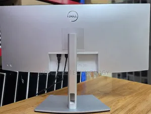 Dell 38 Inch Curved Monitor 
Model:U3821DW
Resolution:3840*1600
