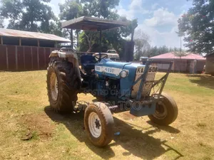 Tractor Ford 4000 Blue