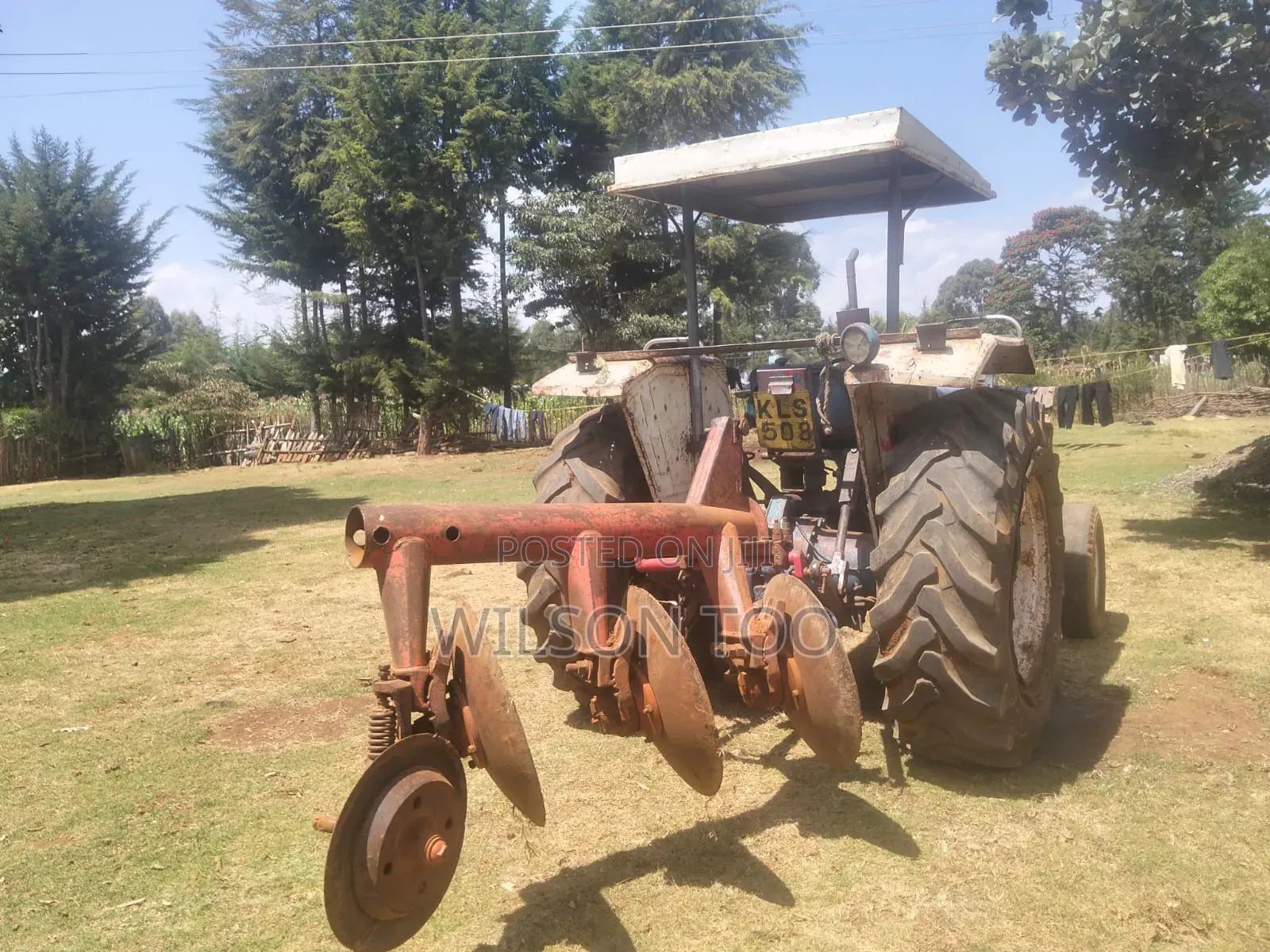 Tractor Ford 4000 Blue