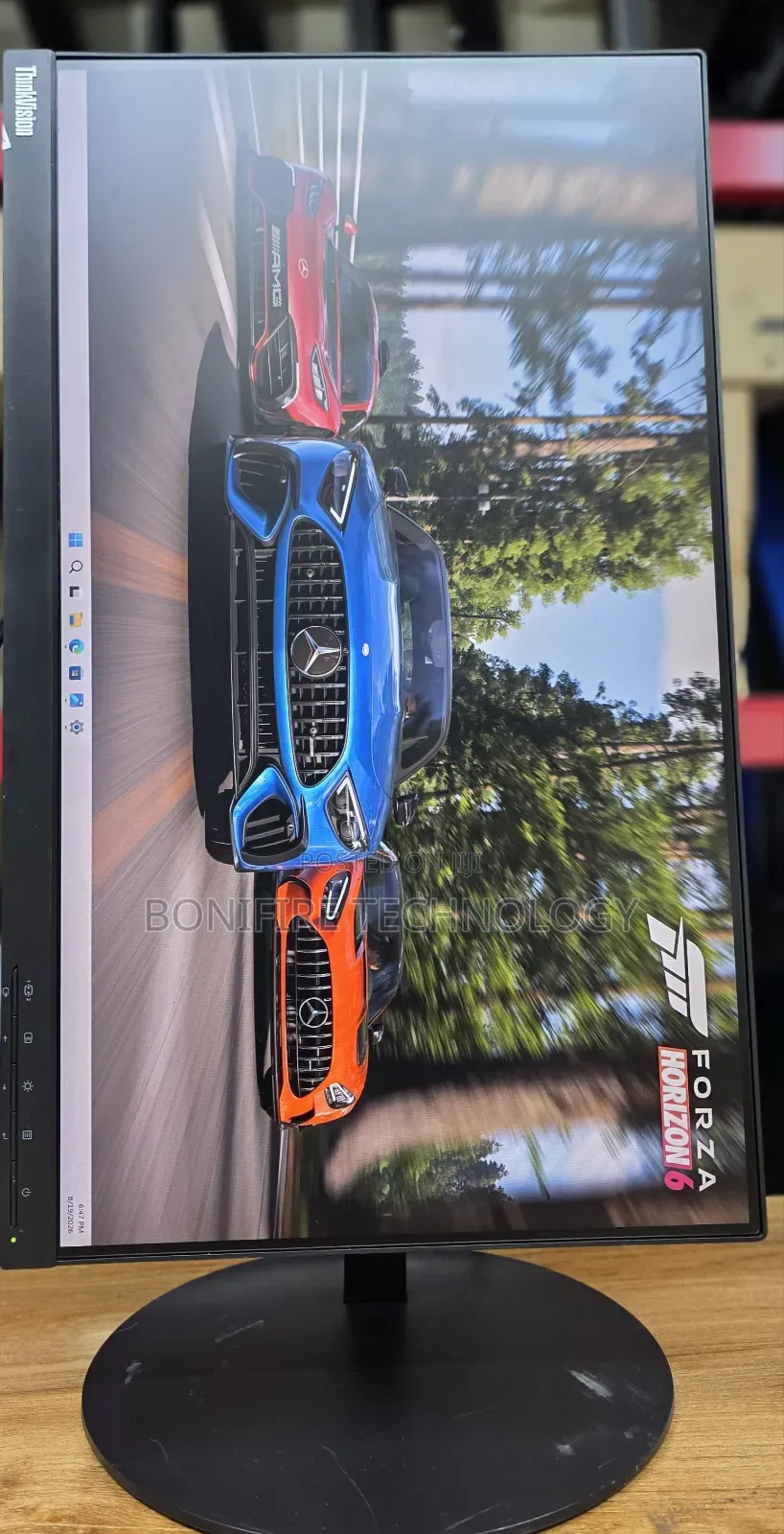 Lenovo T22i -10 
22 Inch FHD Monitor 
Vga/Hdmi/Display 
Adjustable Sta