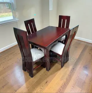 Customized 4 Seater Dinning Table Set