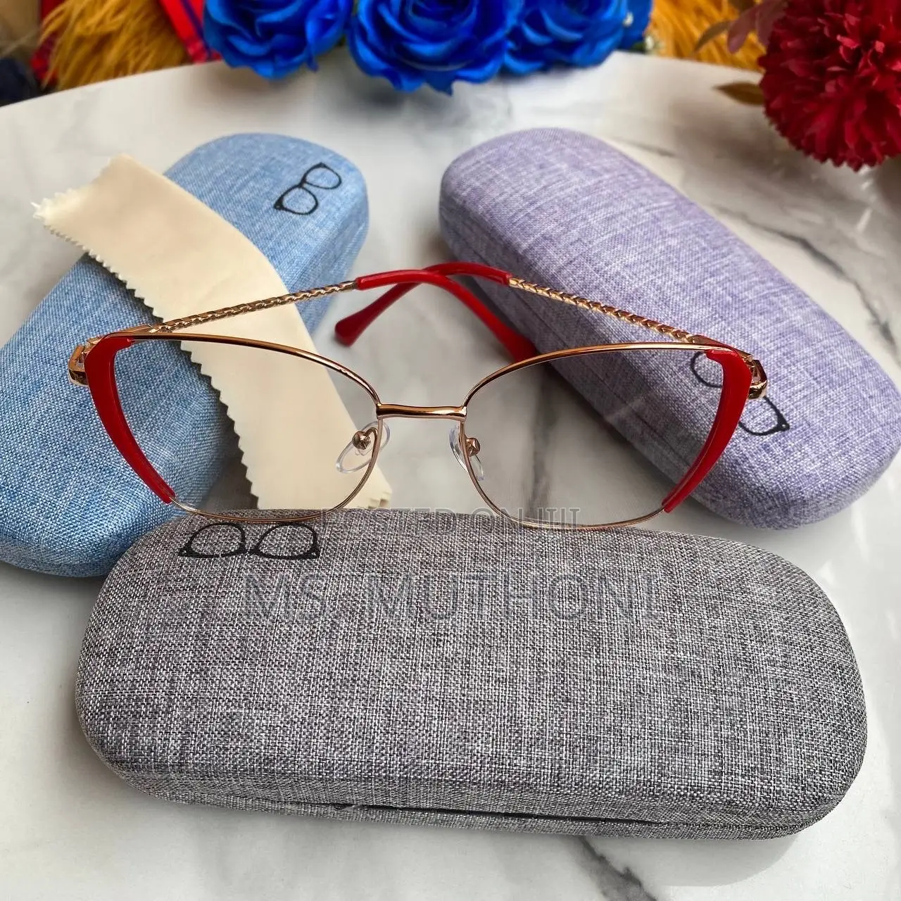 Unisex Cat-Eye Photochromic Sunnies