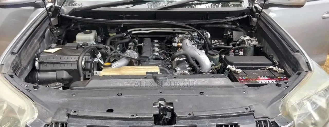 Toyota Land Cruiser Prado 2013 Silver