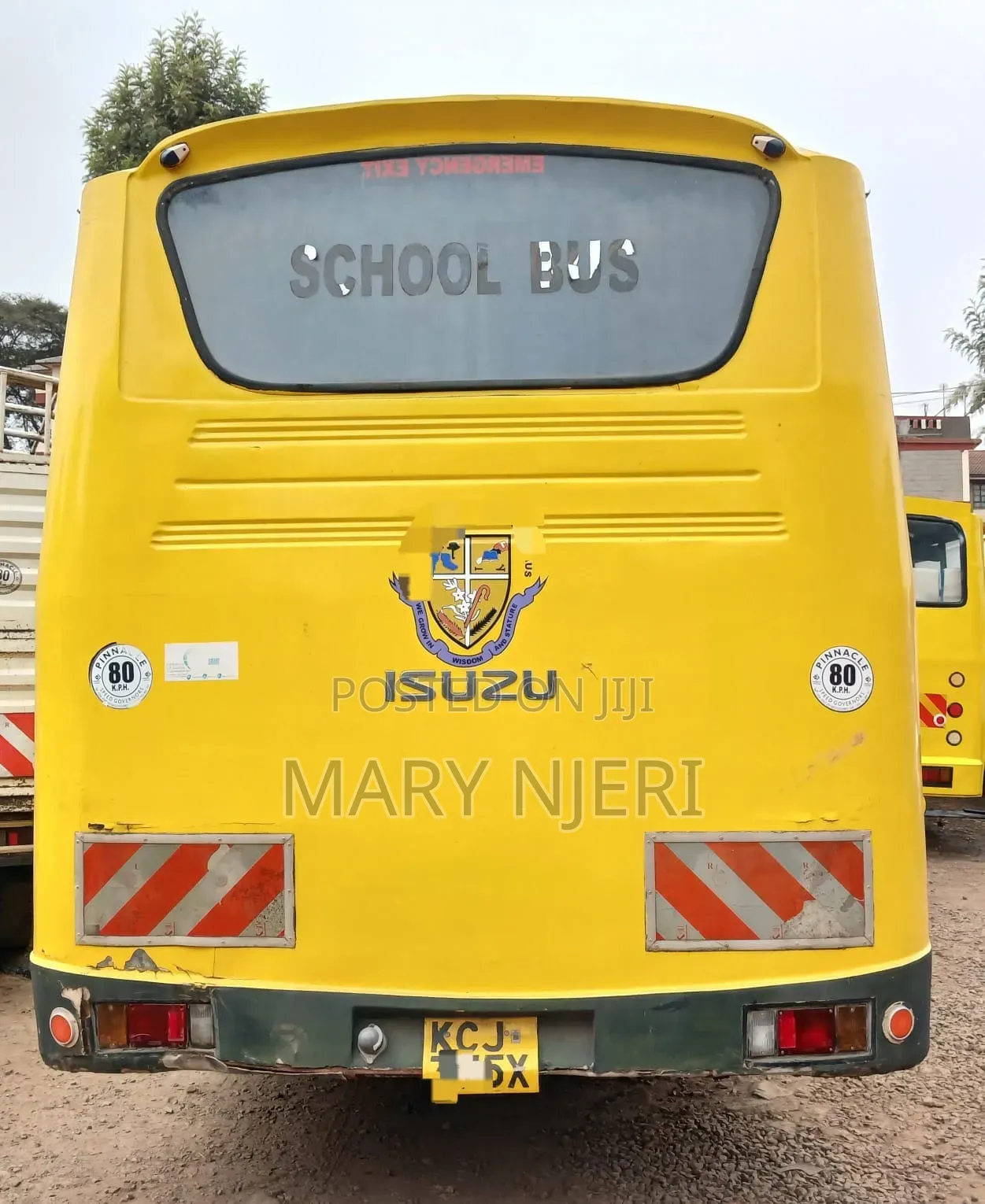 Isuzu FRR 2015 Yellow