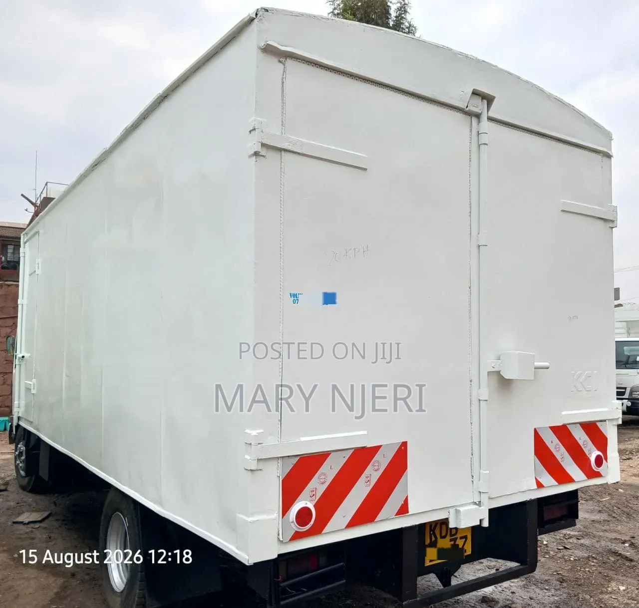 Isuzu NQR-Xtra Truck 2021 White