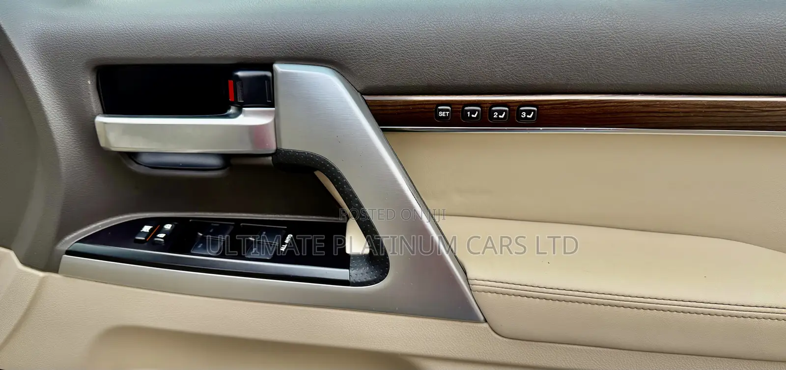 Toyota Land Cruiser 4.6 V8 ZX 2019 Gold