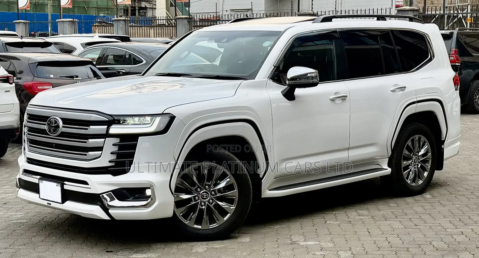 Toyota Land Cruiser LC300 2023 Pearl