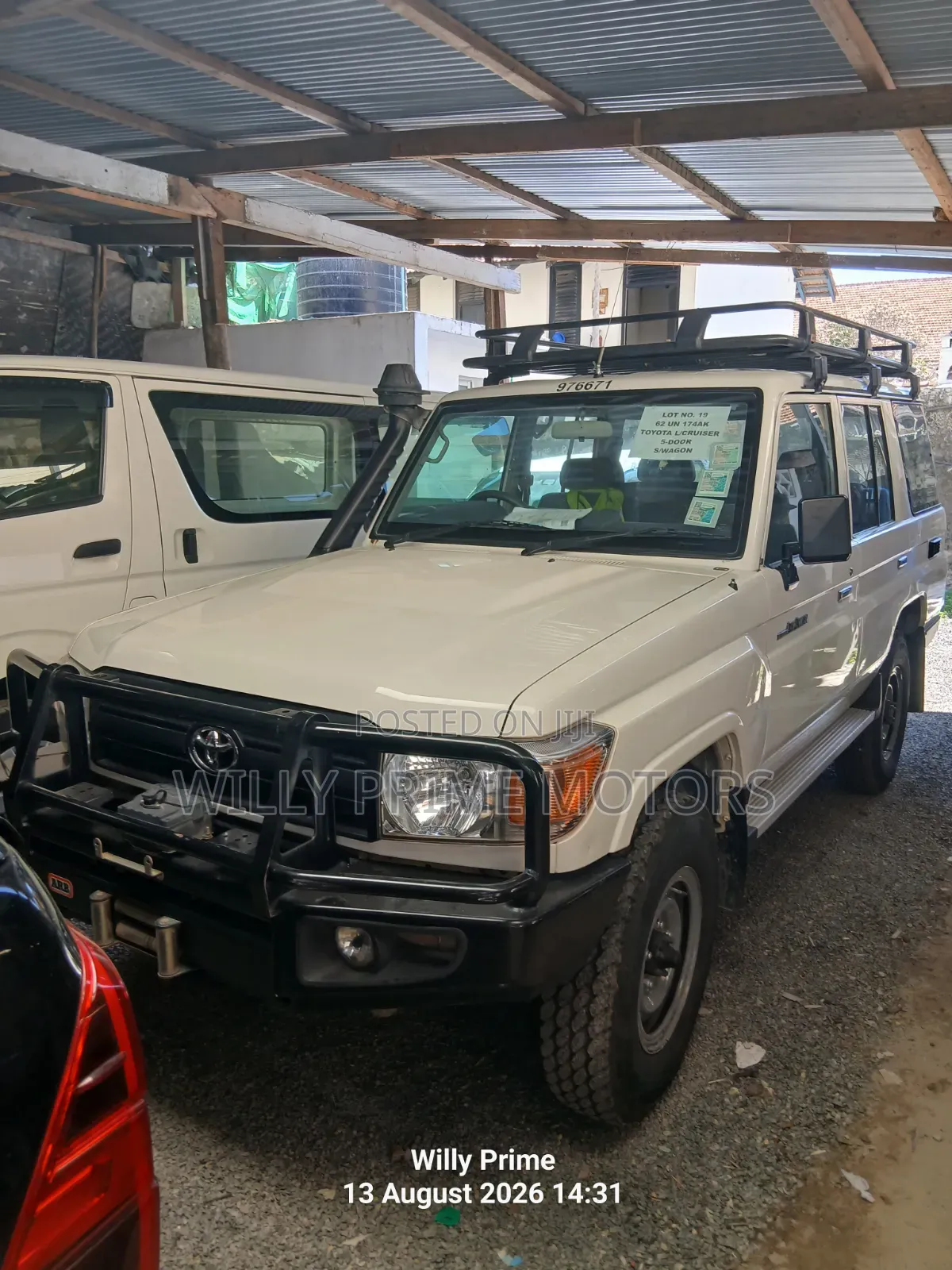 Toyota Land Cruiser 2021 White