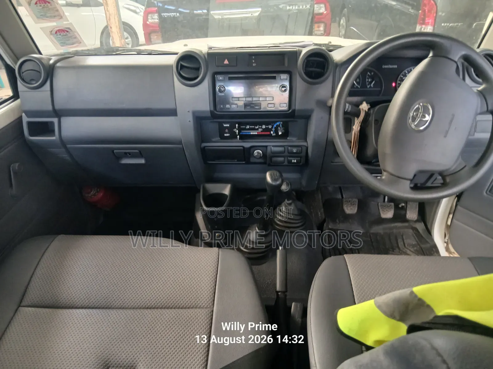 Toyota Land Cruiser 2021 White