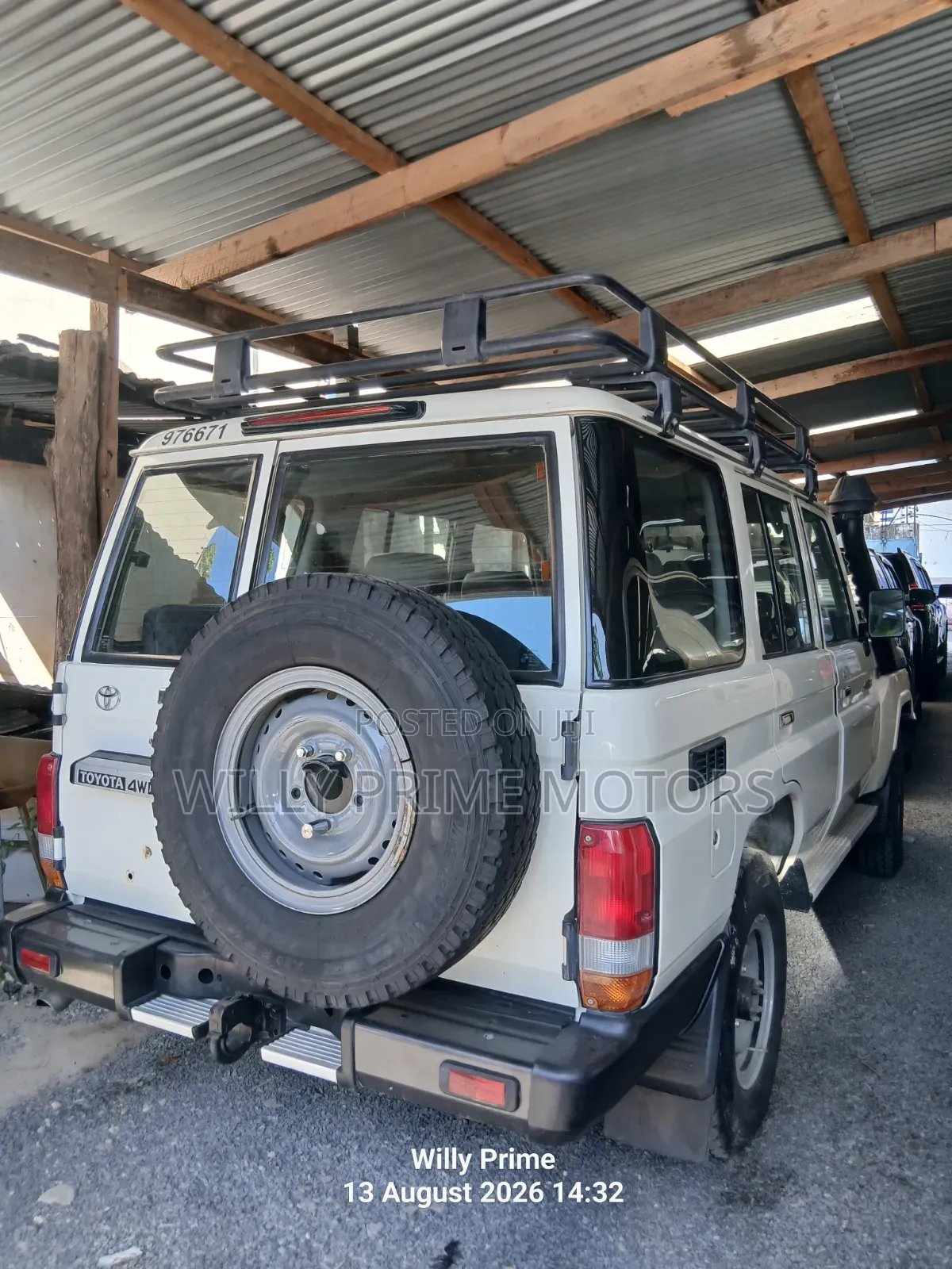 Toyota Land Cruiser 2021 White