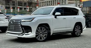 Lexus LX 600 2023 White