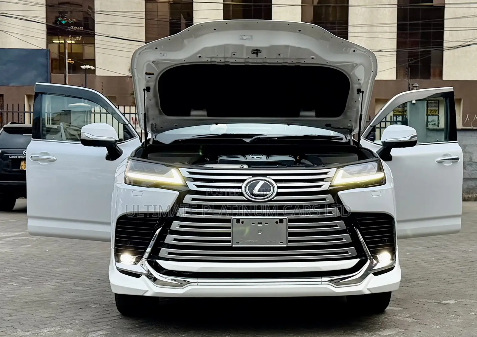 Lexus LX 600 2023 White