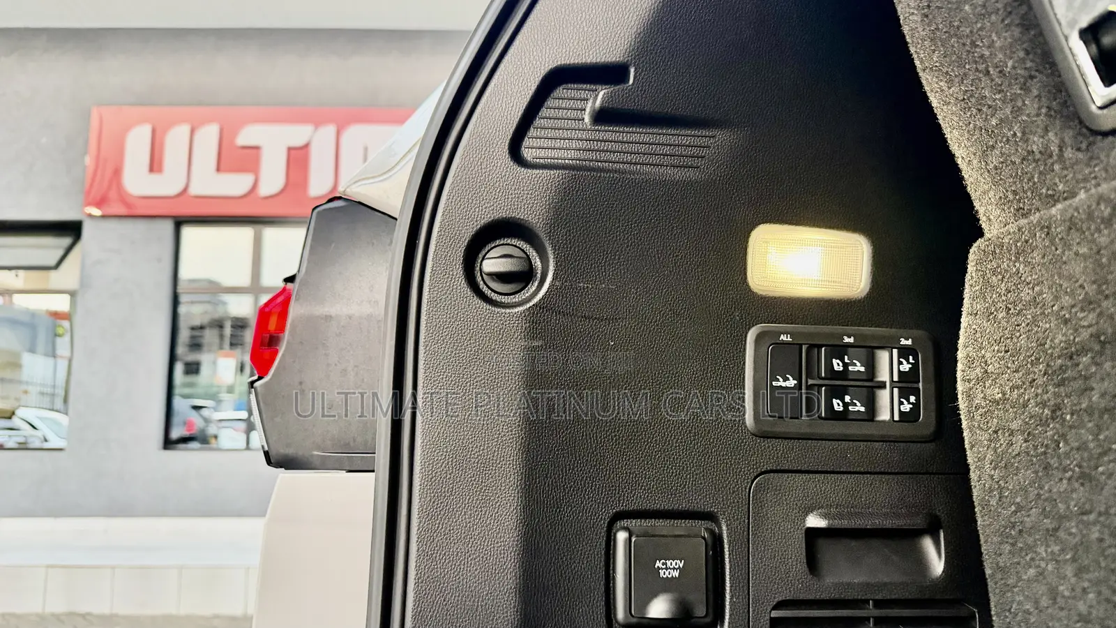 Lexus LX 600 2023 White