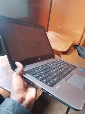 Laptop HP EliteBook 840 G2 4GB Intel Core i5 SSD 256GB