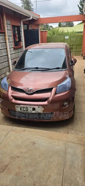 Toyota IST 2009 Brown