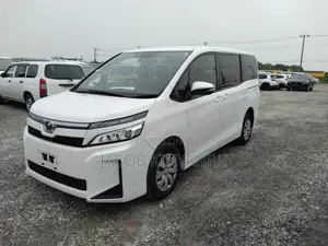 Toyota Voxy 2019 White