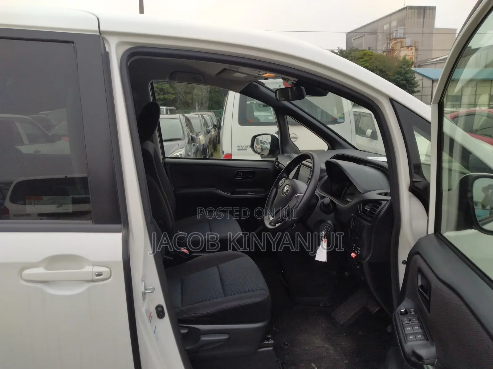 Toyota Voxy 2019 White