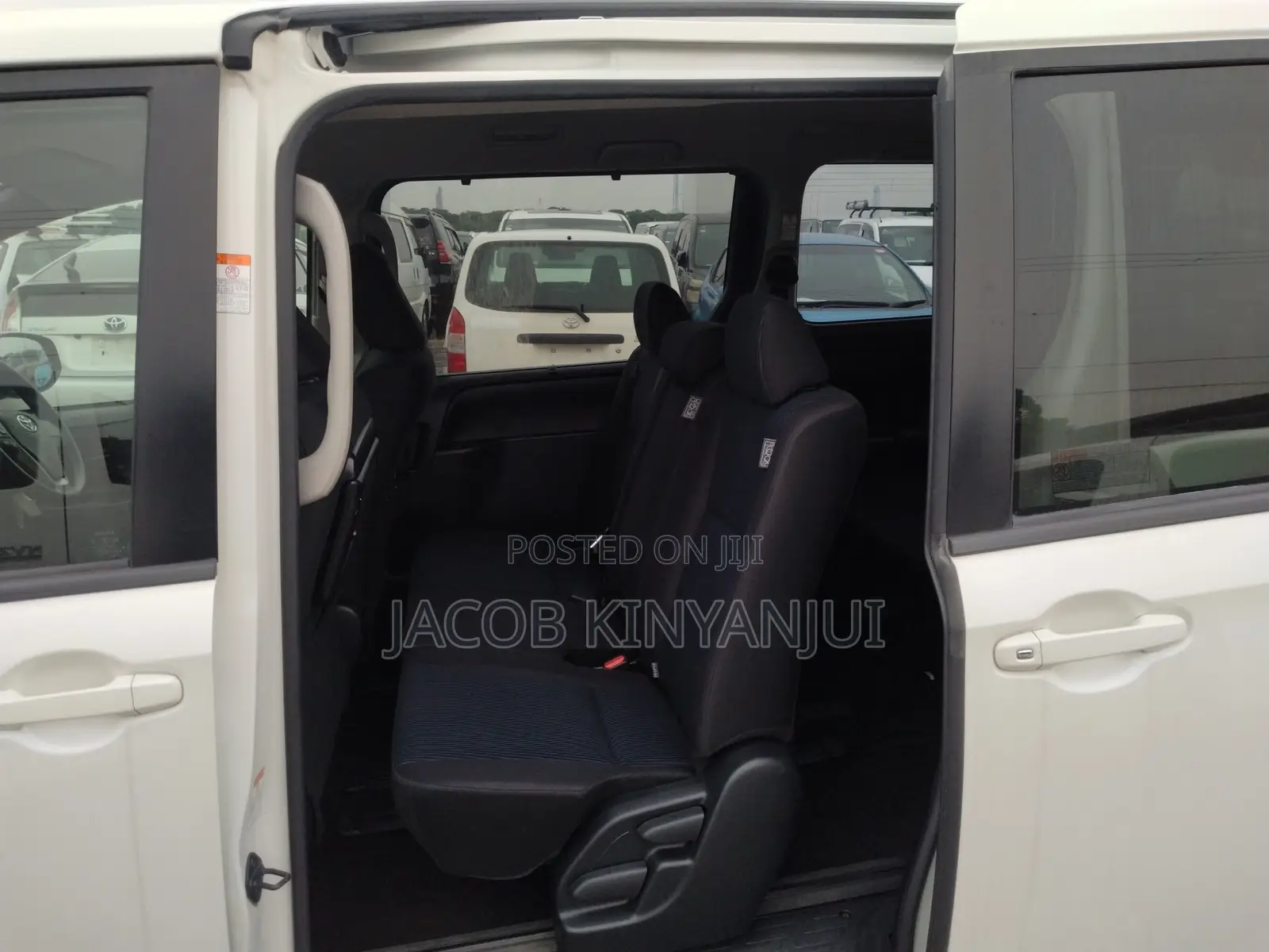 Toyota Voxy 2019 White