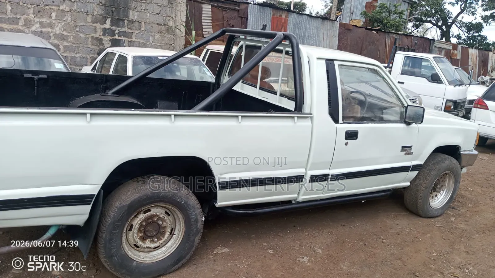 Mitsubishi L200 2005 Off white