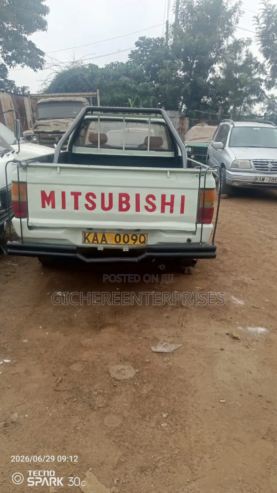 Mitsubishi L200 2005 Off white