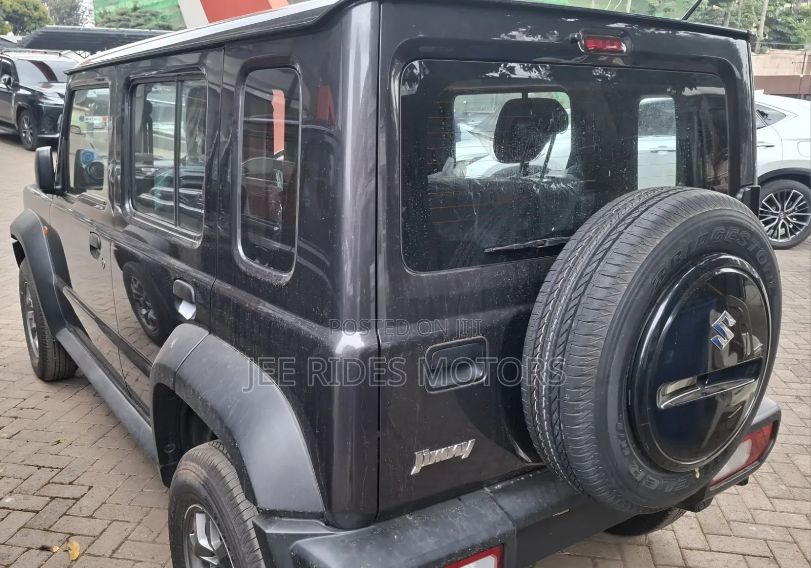 Suzuki Sierra 2024 Gray