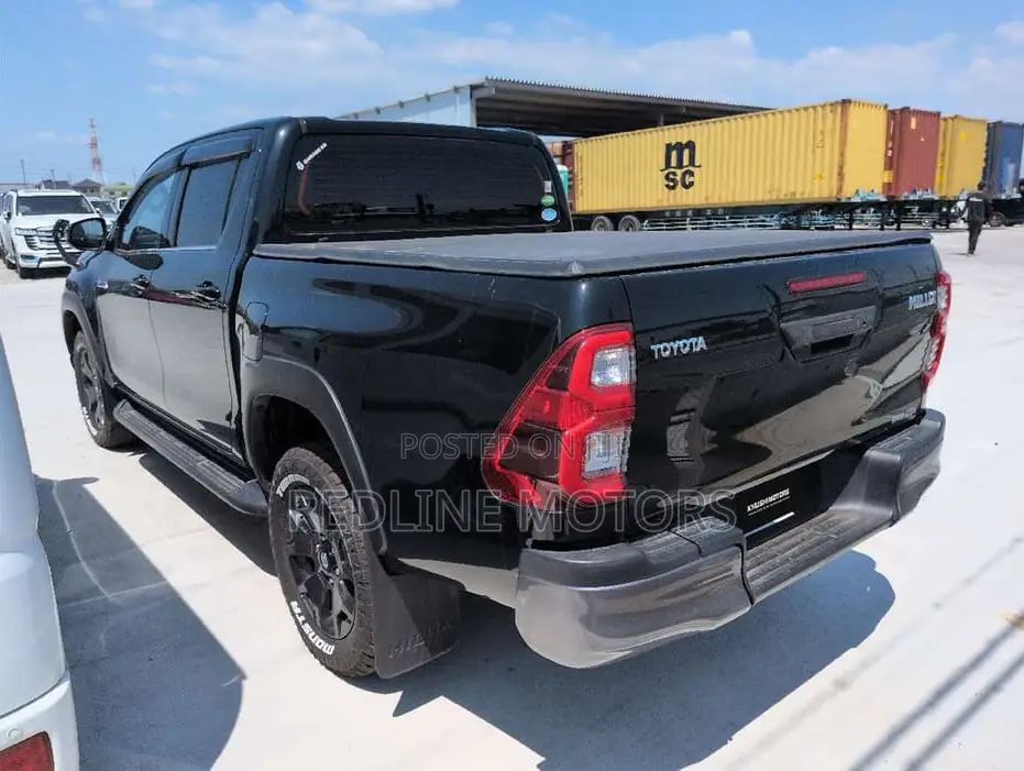 Toyota Hilux 2.4 Diesel 2020 Black