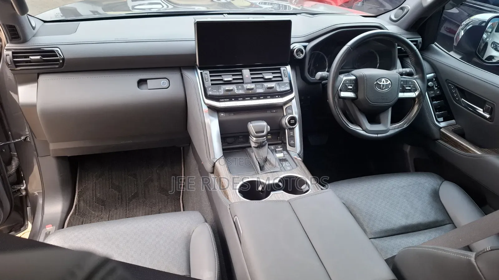 Toyota Land Cruiser 2025 Gray