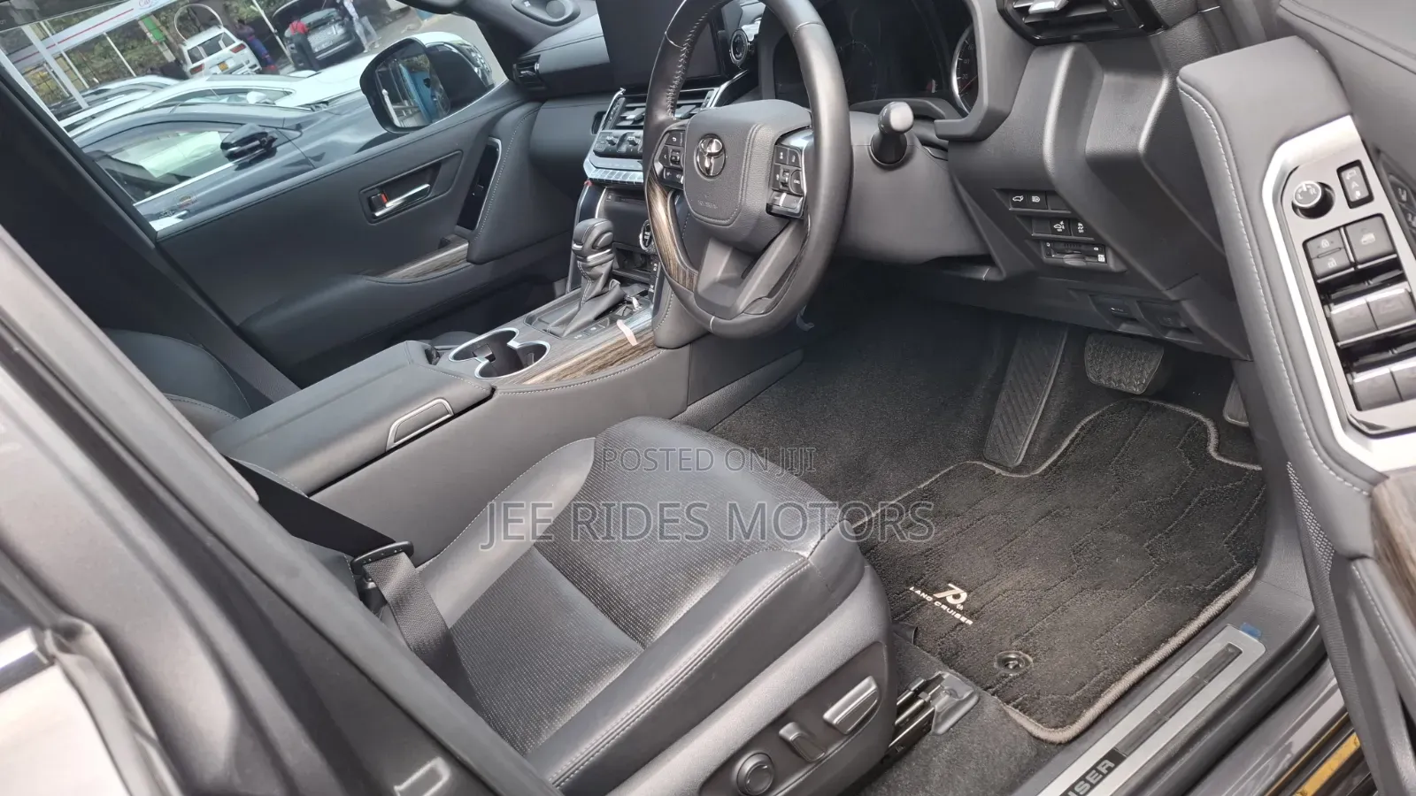 Toyota Land Cruiser 2025 Gray