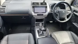 Toyota Land Cruiser Prado 2021 Black