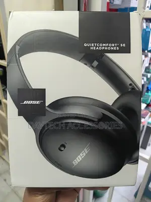 The Bose QuietComfort SE Wireless Over-Ear Headphones in Black
