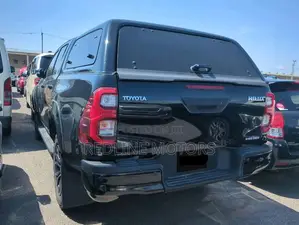 Toyota Hilux Revo Smart Cab Deisel 2.4 AWD 2022 Matt Black